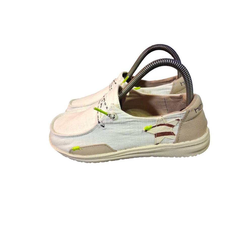 Hey Dude Wendy Star White Canvas Slip On Loafers Women Size 7 121410136